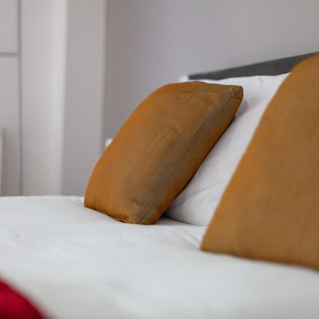 Deluxe Holborn Two Bedroom Apartment ロンドン エクステリア 写真