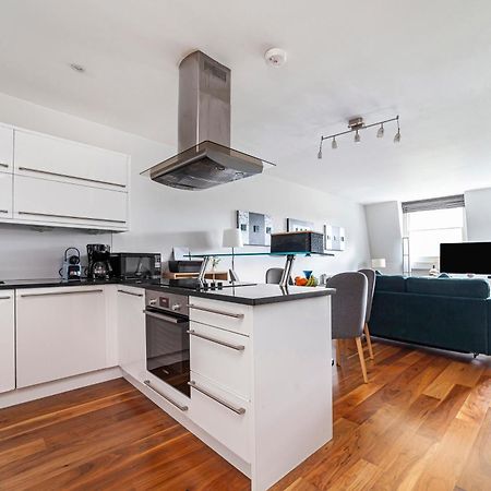 Deluxe Holborn Two Bedroom Apartment ロンドン エクステリア 写真